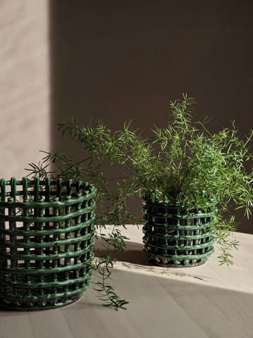 Ceramic flettet kurv Ø16 cm - Emerald Green - ferm LIVING