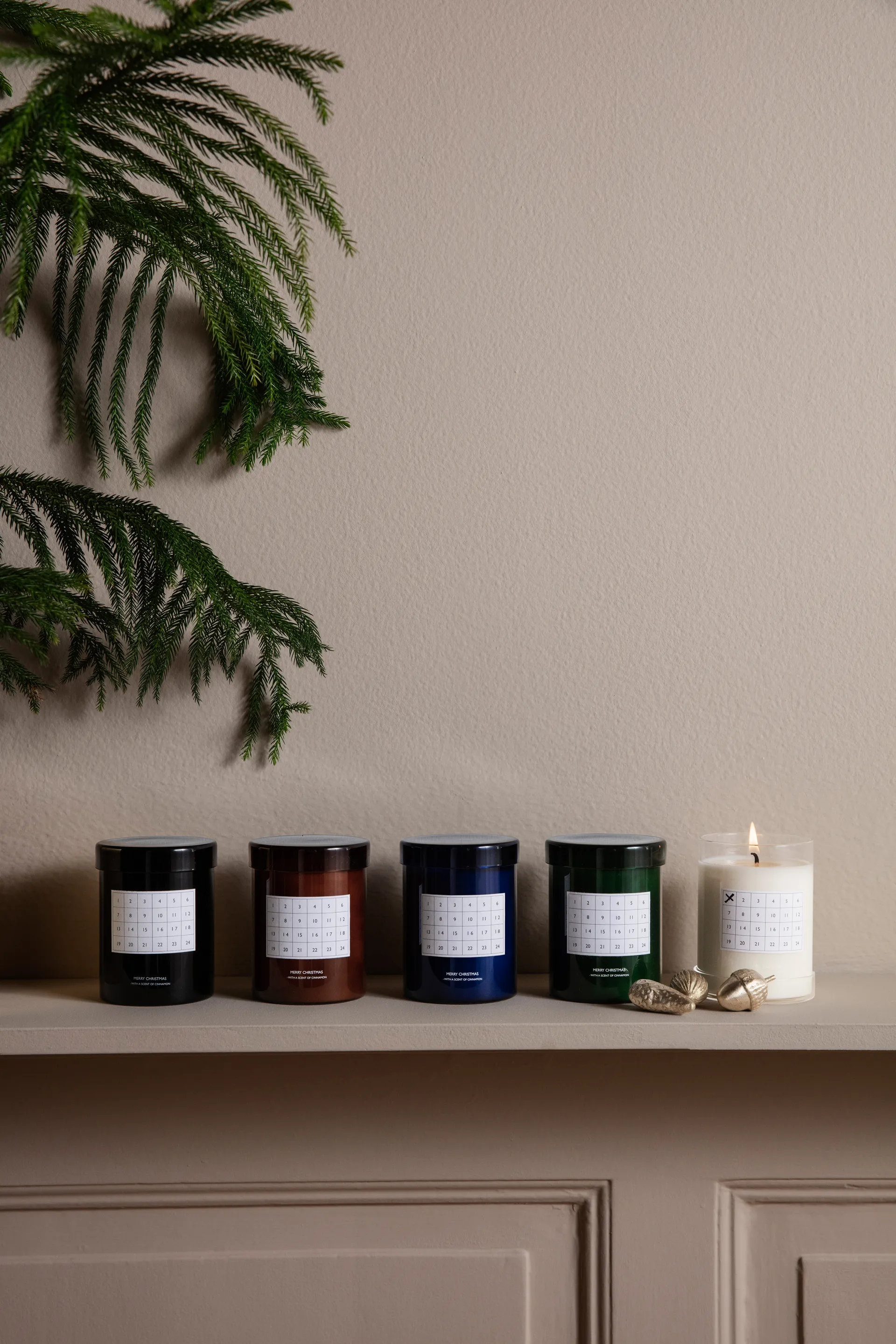 Christmas Calendar duftlys, Hvid Ferm Living