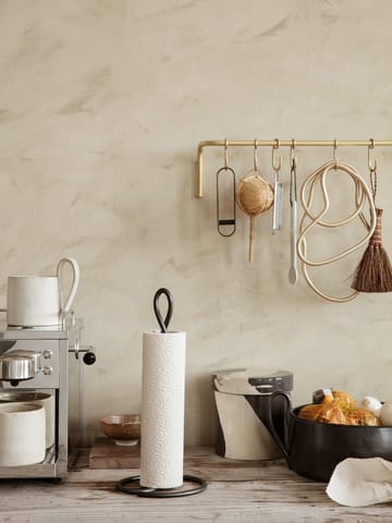 Curvature køkkenrulleholder  - Sort messing - Ferm Living