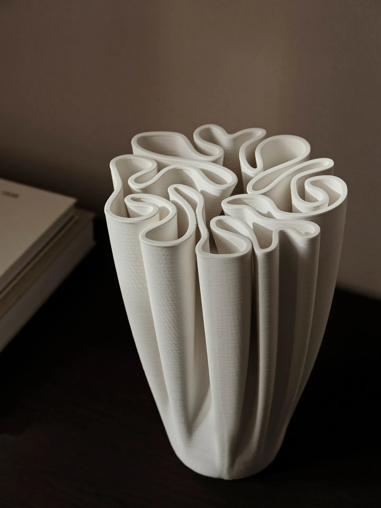 Dedali vase 25 cm, Off-white Ferm Living