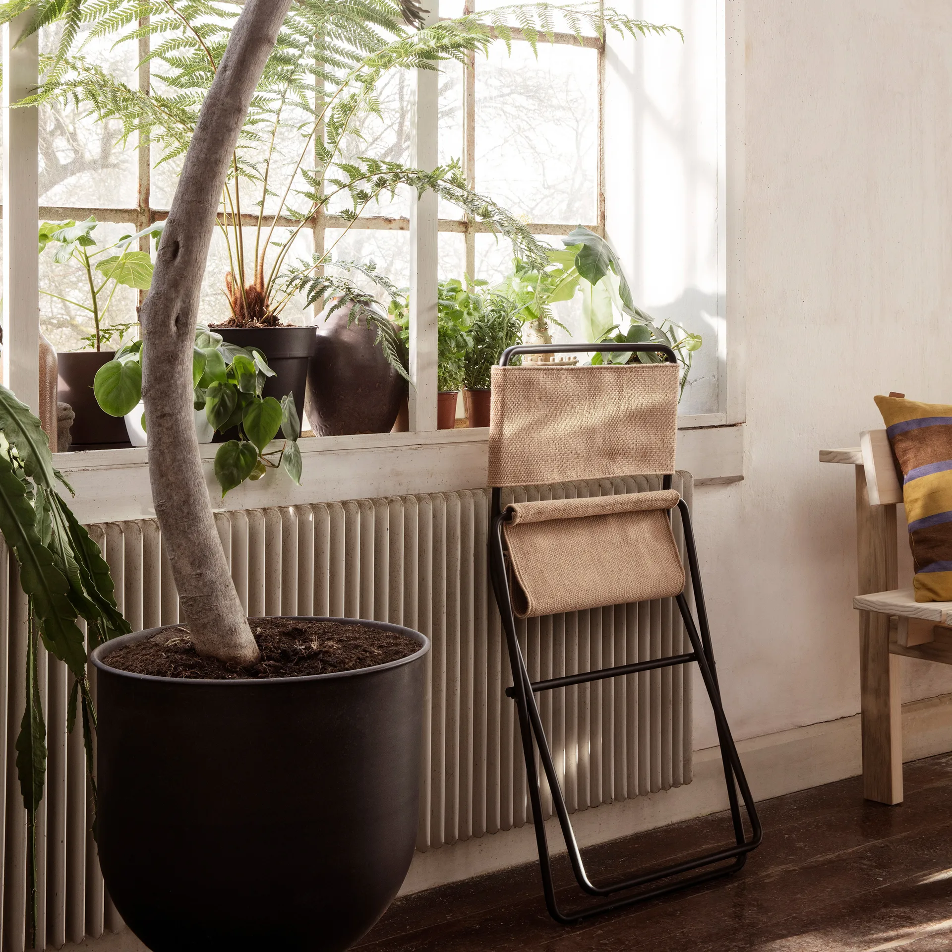 Desert stol, Black-sand Ferm Living