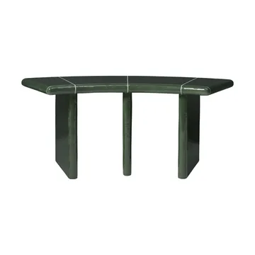 Deya curved siddebænk - Dark green, 110x40x45,5 cm - Ferm Living
