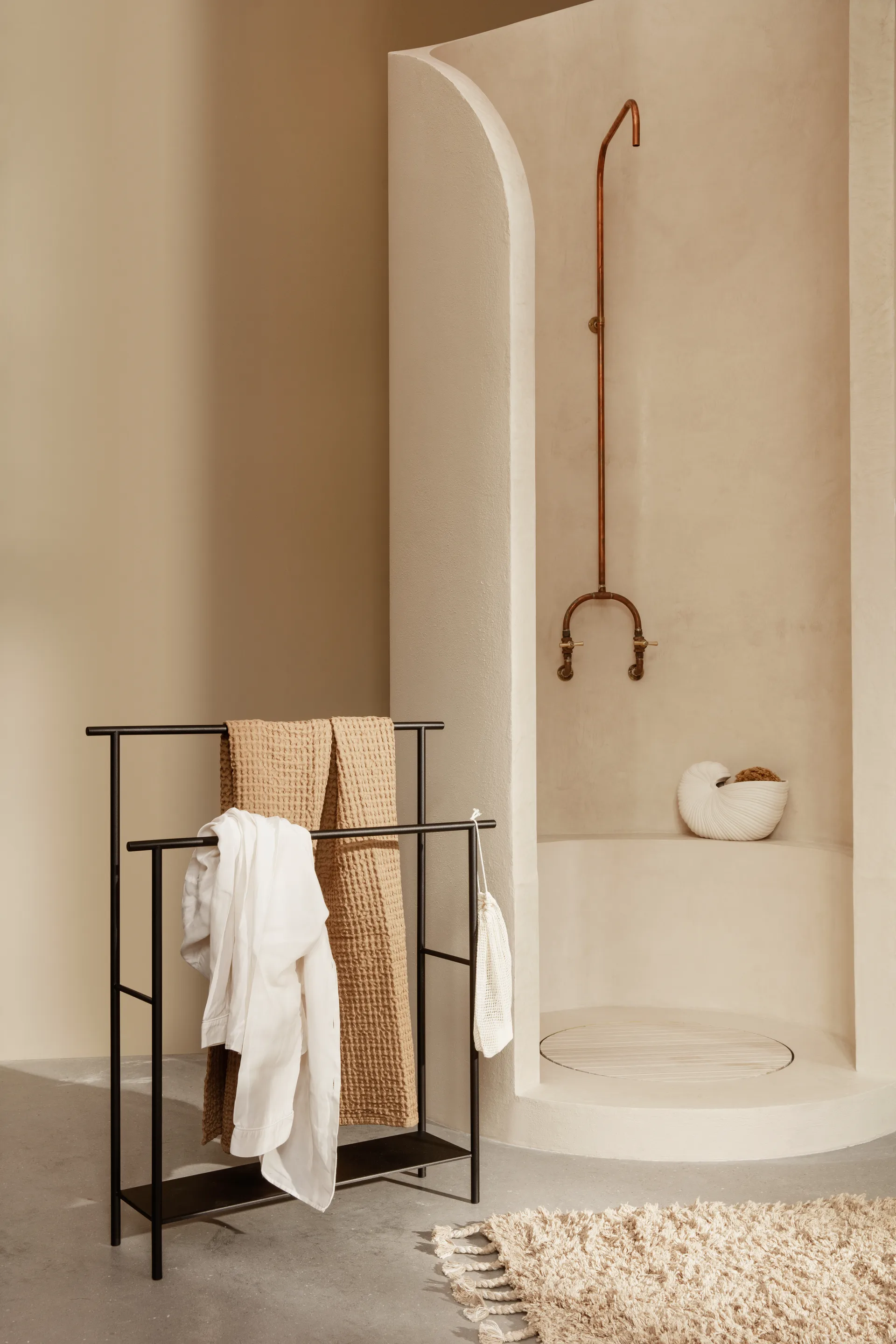 Dora håndklædeholder, Black Ferm Living