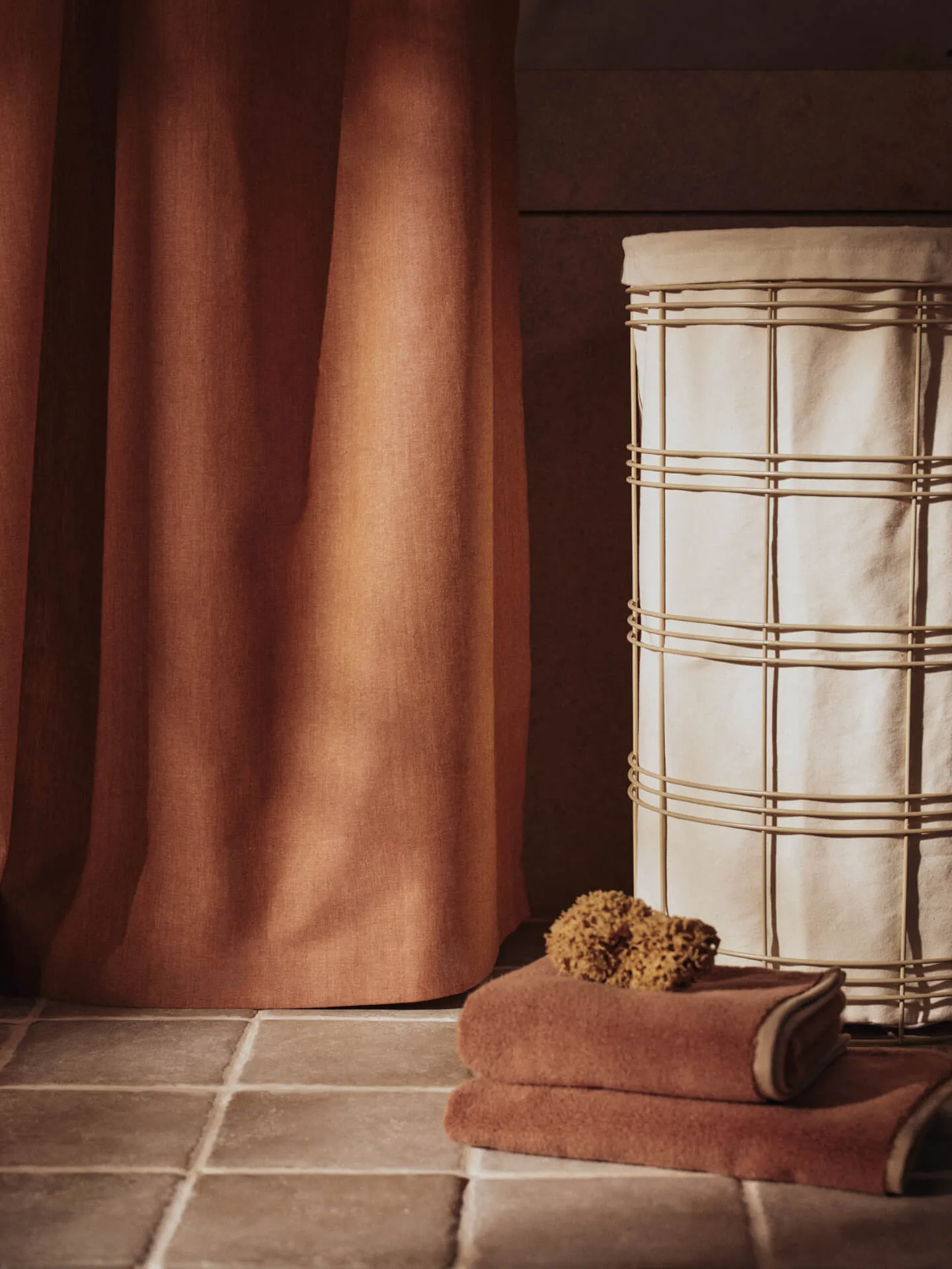 Ekko håndklæde, Mocha-cashmere, 50x100 cm Ferm Living