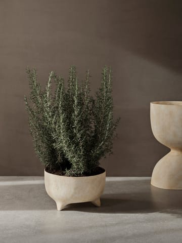 Evoke urtepotte 27 cm - Warm Sand - Ferm Living