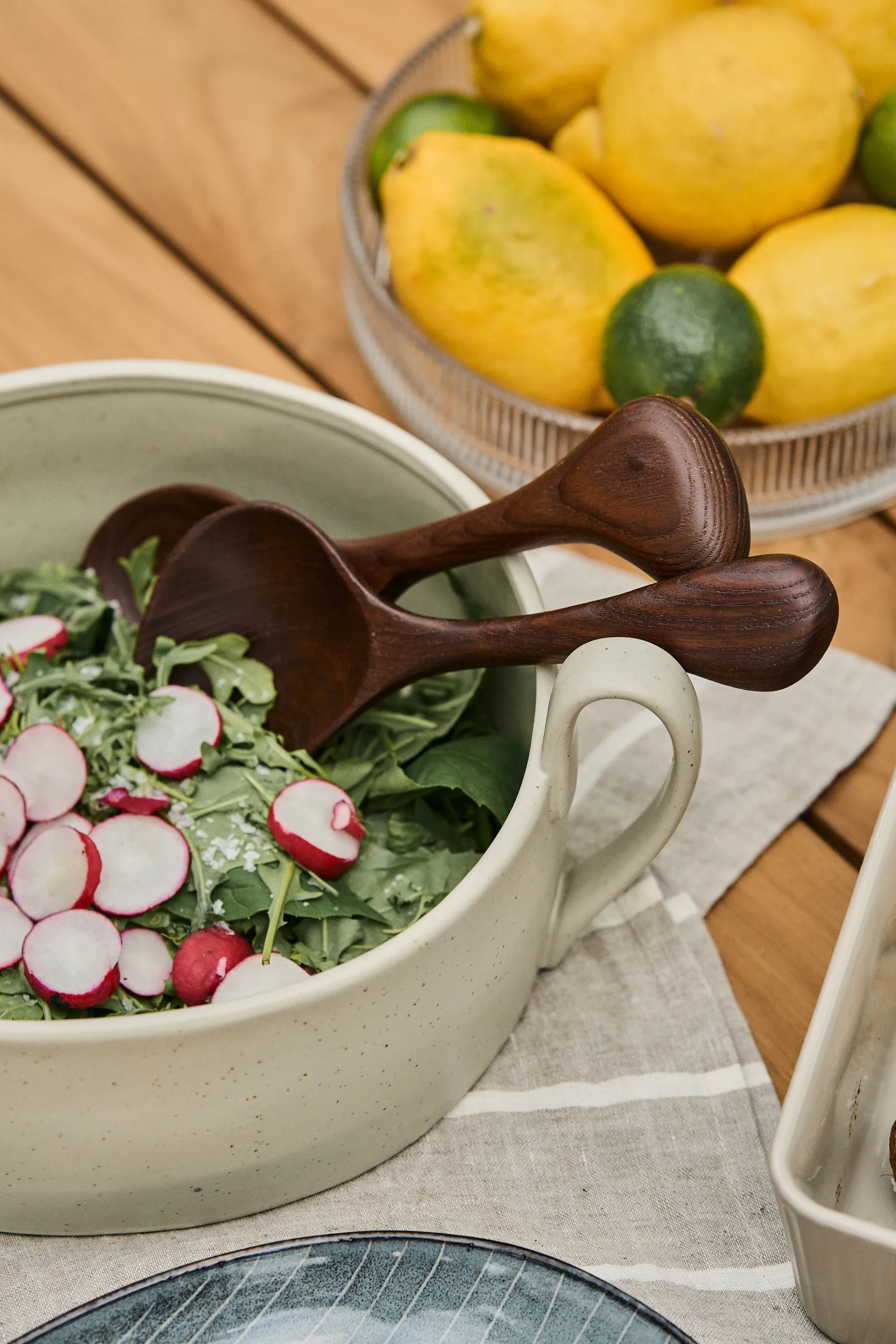 Flow Centrepiece skål, Offwhite speckle Ferm Living