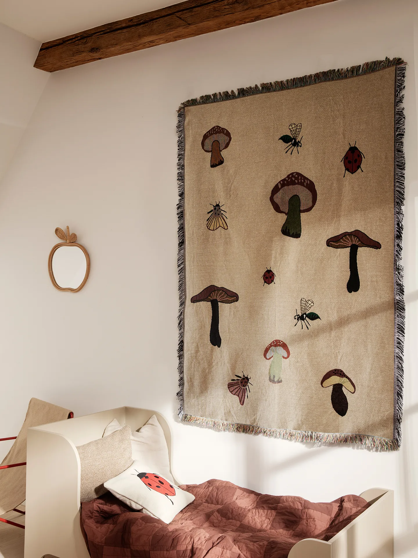 Forest tapestry plaid 120x170 cm, Sand
​ Ferm Living