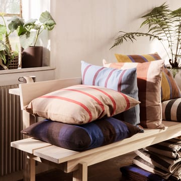 Grand pude 50x50 cm - Camel-red - Ferm Living