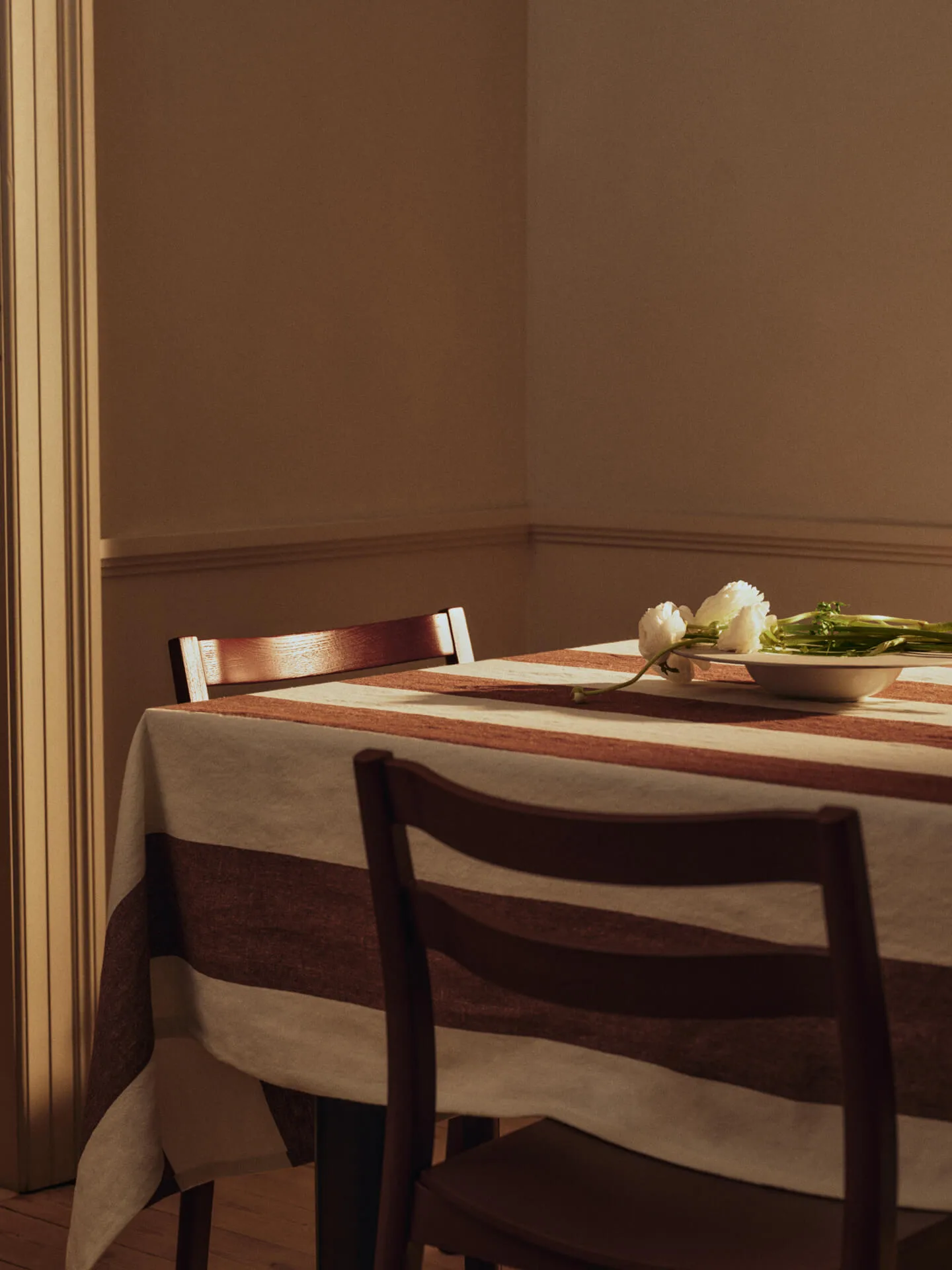 Hale dug, Chestnut-frosted lime, 150x240 cm Ferm Living