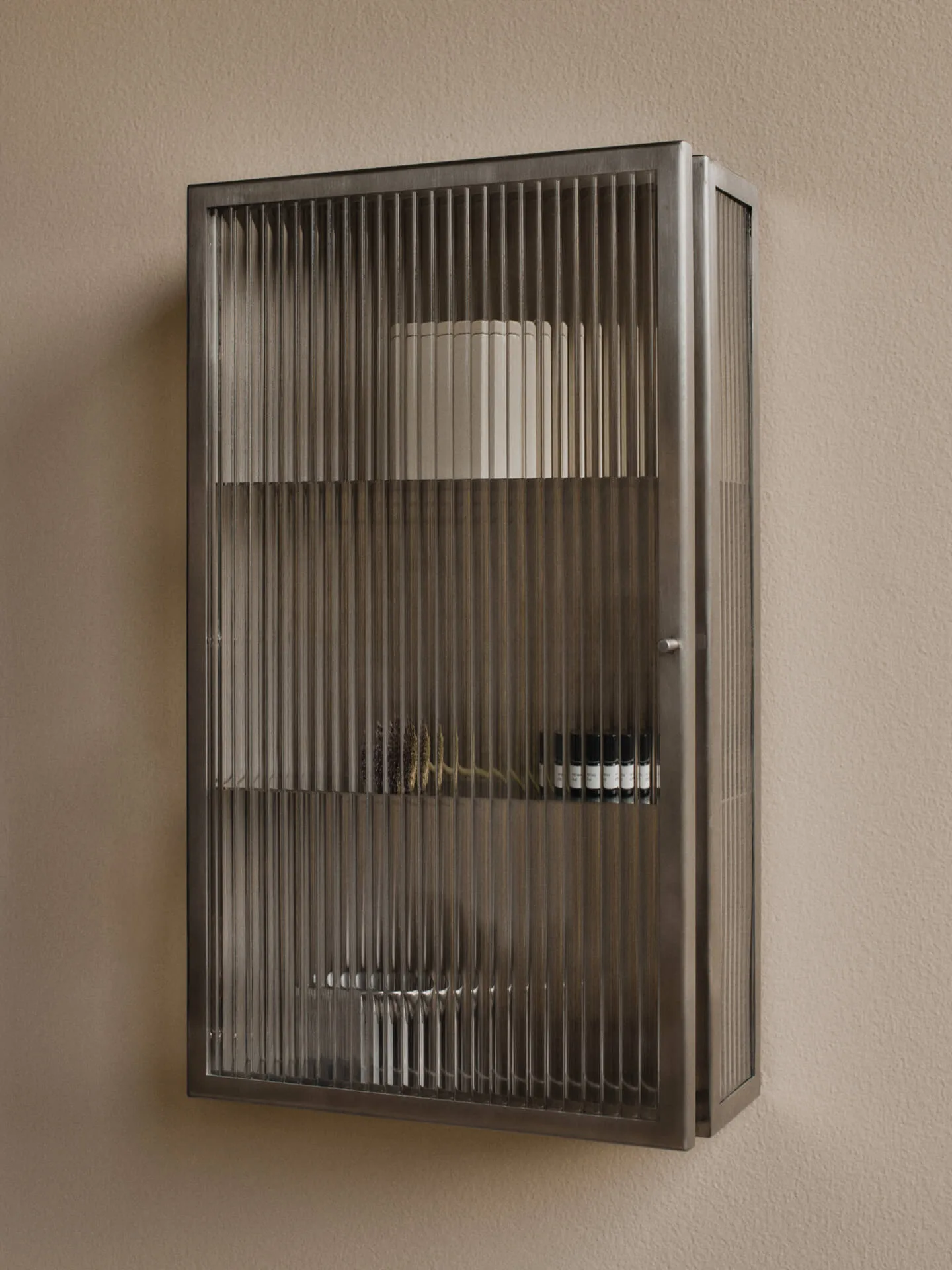 Haze vægskab, Reeded glass - stainless steel Ferm Living
