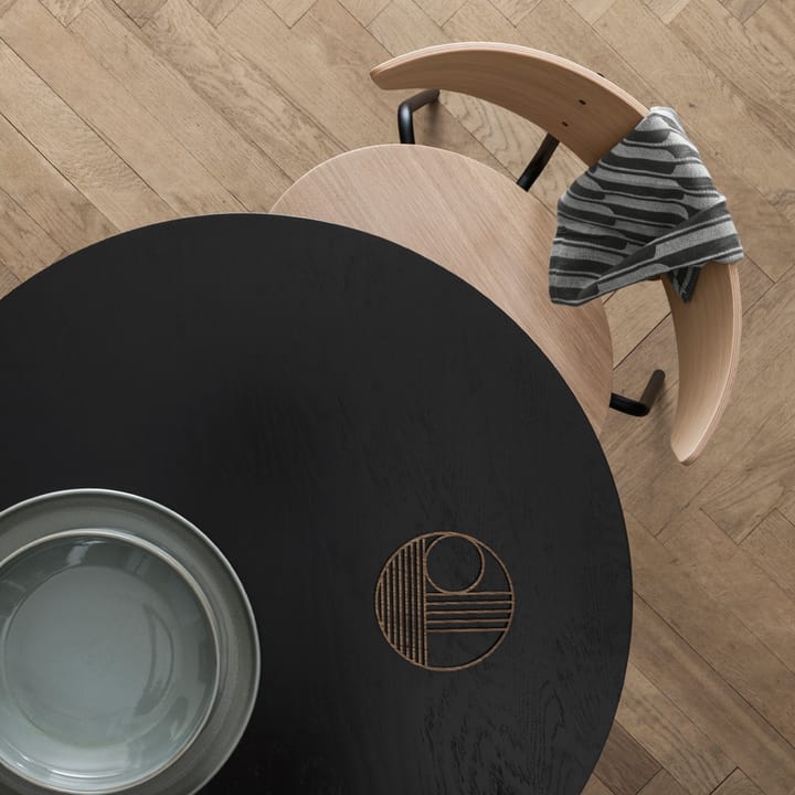 Herman stol, red brown, rødbrune ben i ask Ferm Living