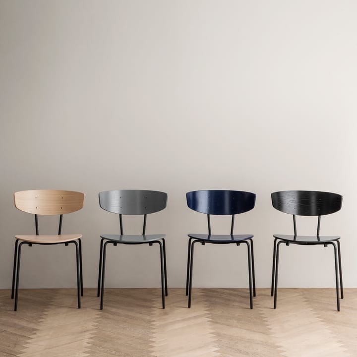 Herman stol, red brown, rødbrune ben i ask Ferm Living