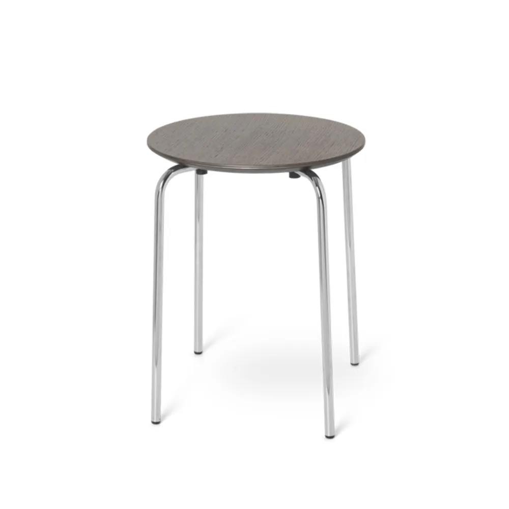 Herman taburet, oak dark stained, sort stålstel Ferm Living