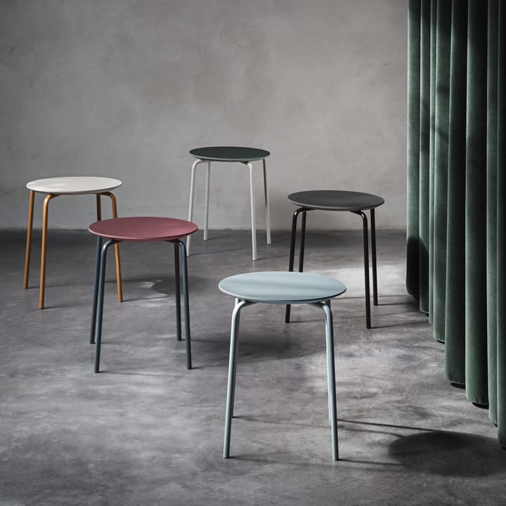 Herman taburet, red brown, kromstel Ferm Living