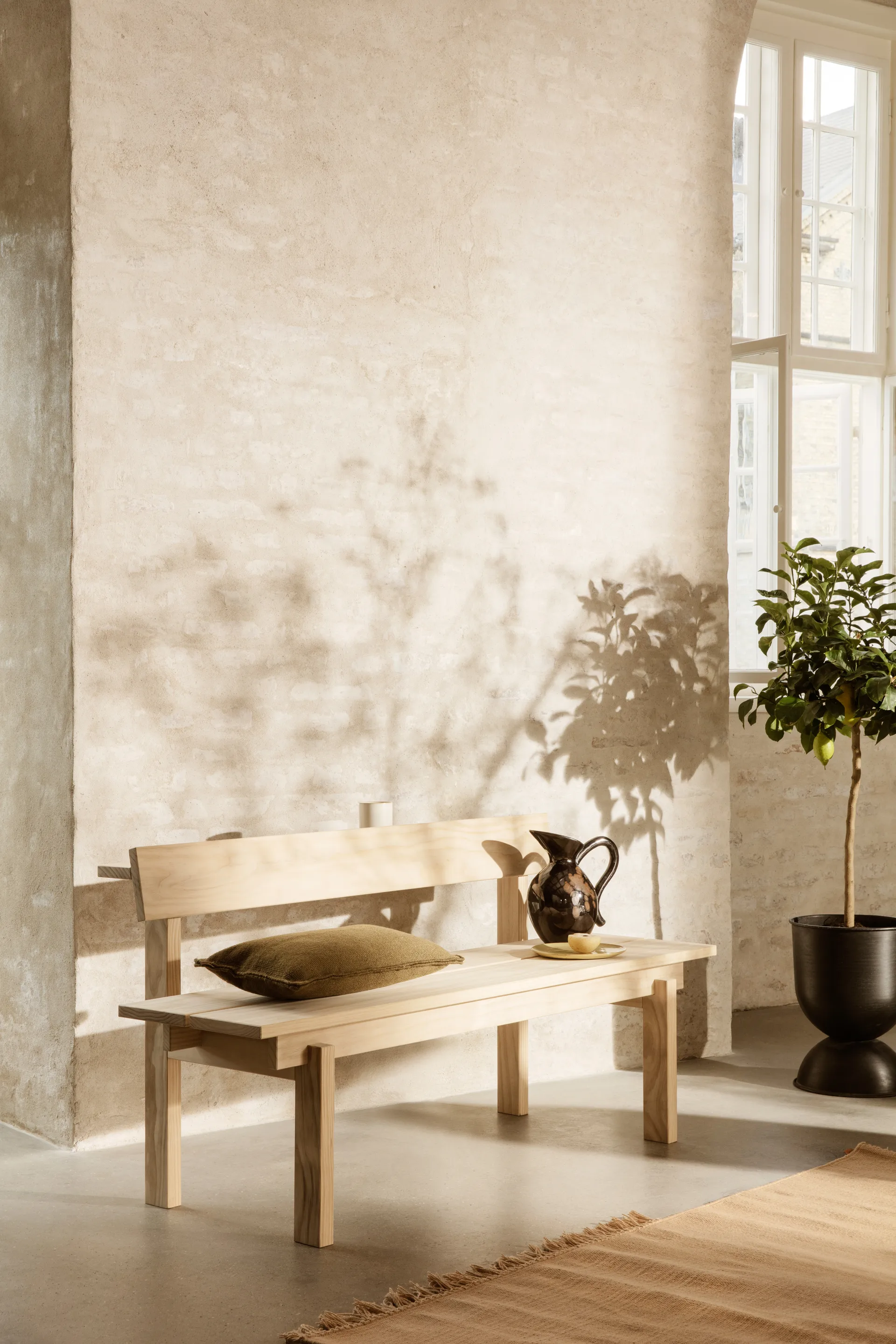 Hourglass krukke lille Ø31 cm, Sort-mørkegrå Ferm Living