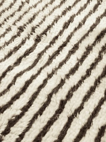 Kami tæppe - Off white-coffee, 80x120 cm - Ferm Living