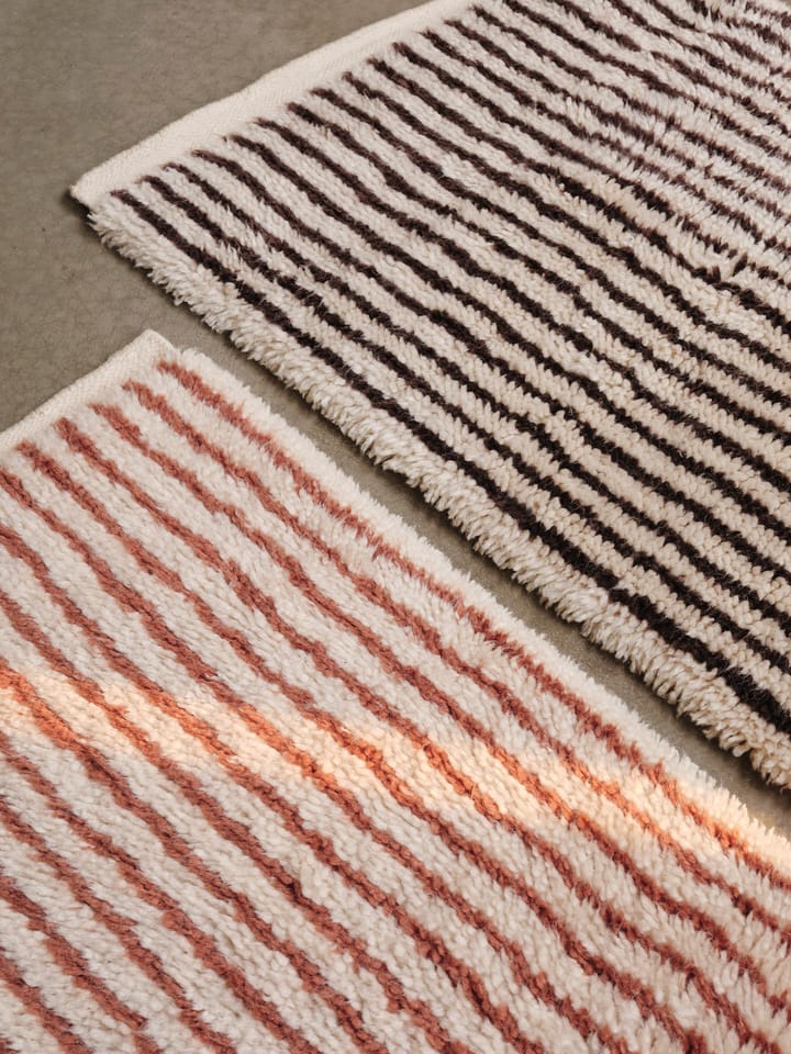 Kami tæppe, Off white-red brown, 120x180 cm Ferm Living