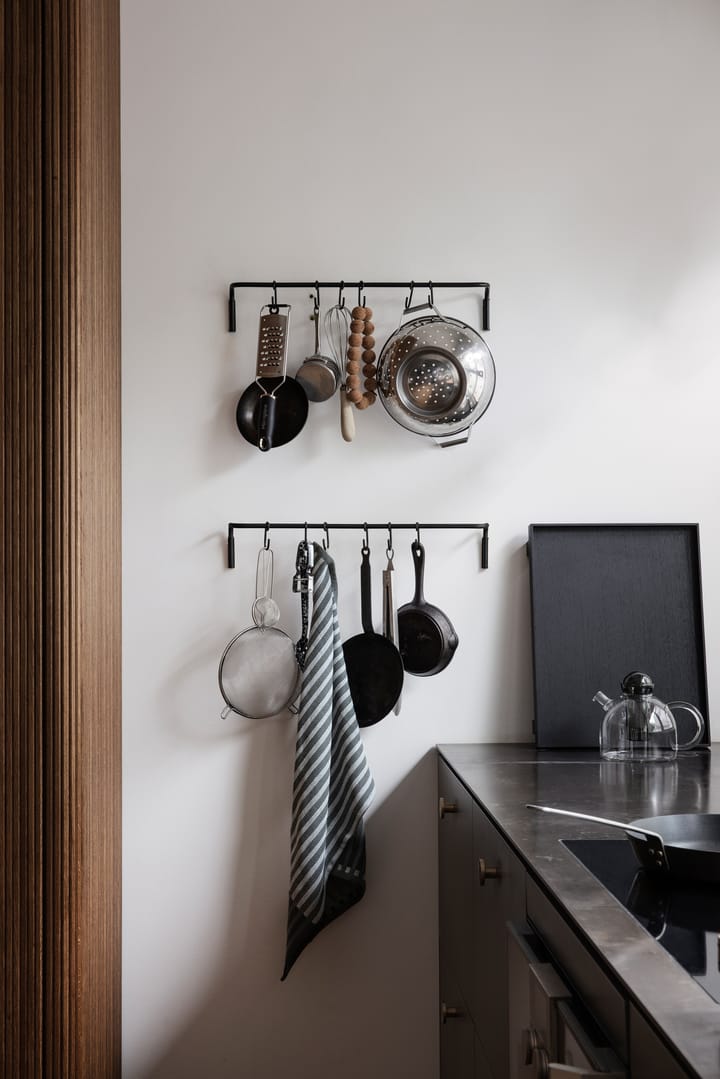 Kitchen køkkenstang med 6 kroge, Sort messing Ferm Living