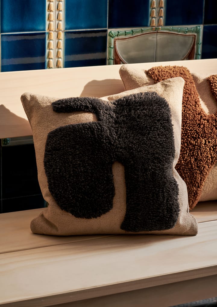 Lay pude 50x50 cm, Sand/Dark Brown Ferm Living