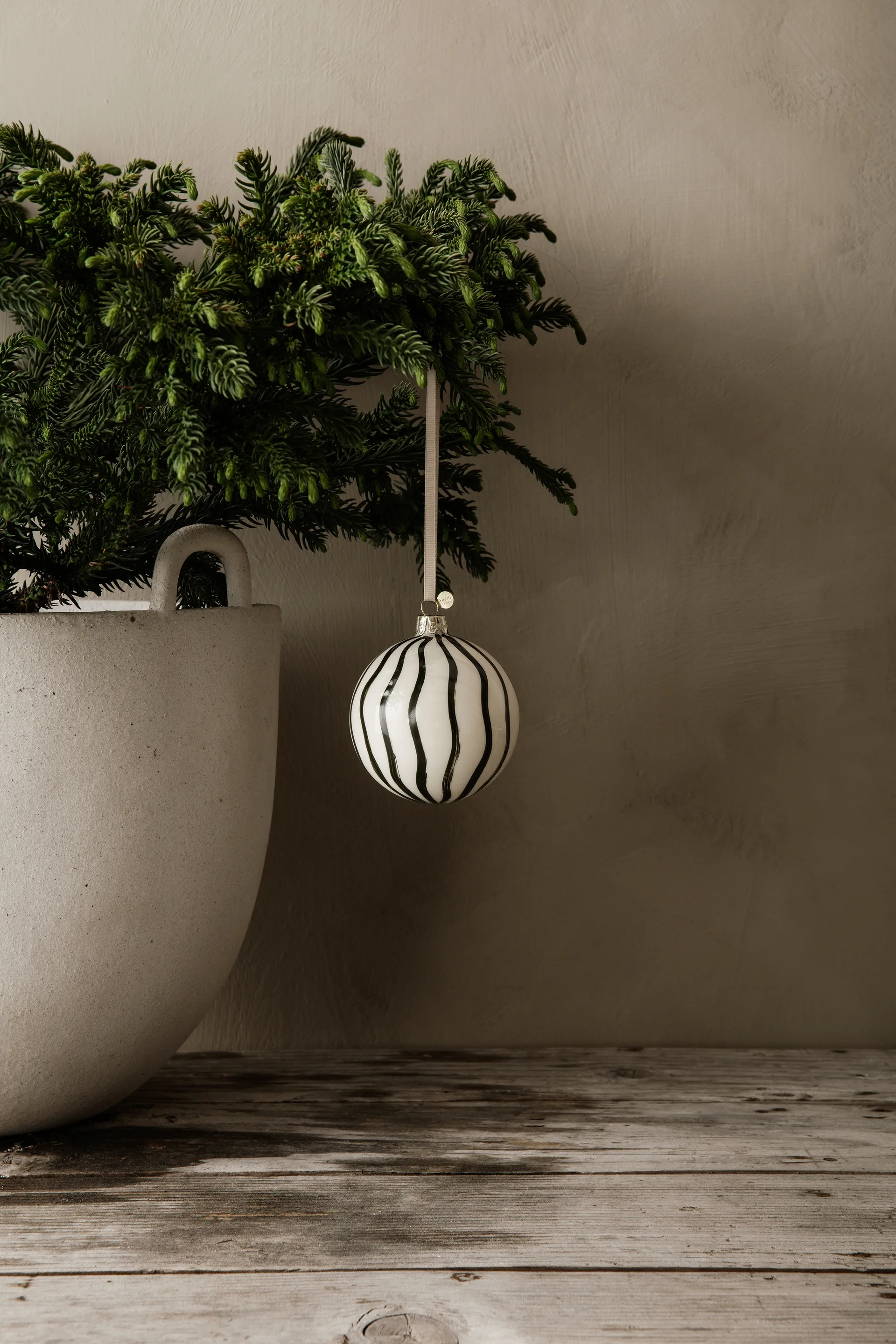 Lines julekugler Ø8 cm 4-pak, Grøn Ferm Living