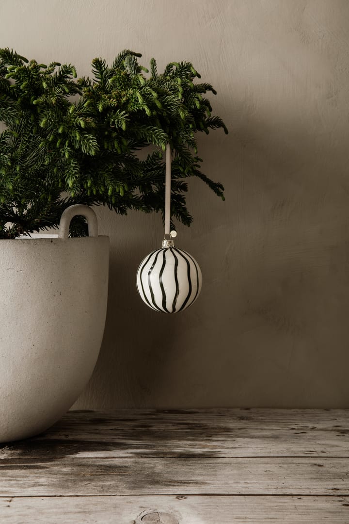 Lines julekugler Ø8 cm 4-pak
, Grøn Ferm Living
