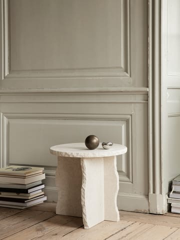 Mineral Sculptural bord Ø52 cm - Bianco Curia - Ferm Living