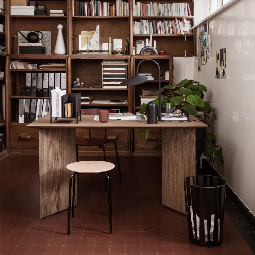 Mingle spisebord, oak black, 210cm, sorte metalben Ferm Living