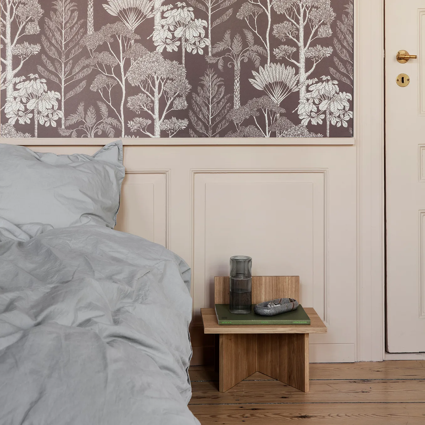 Oblique skammel, Eg Ferm Living