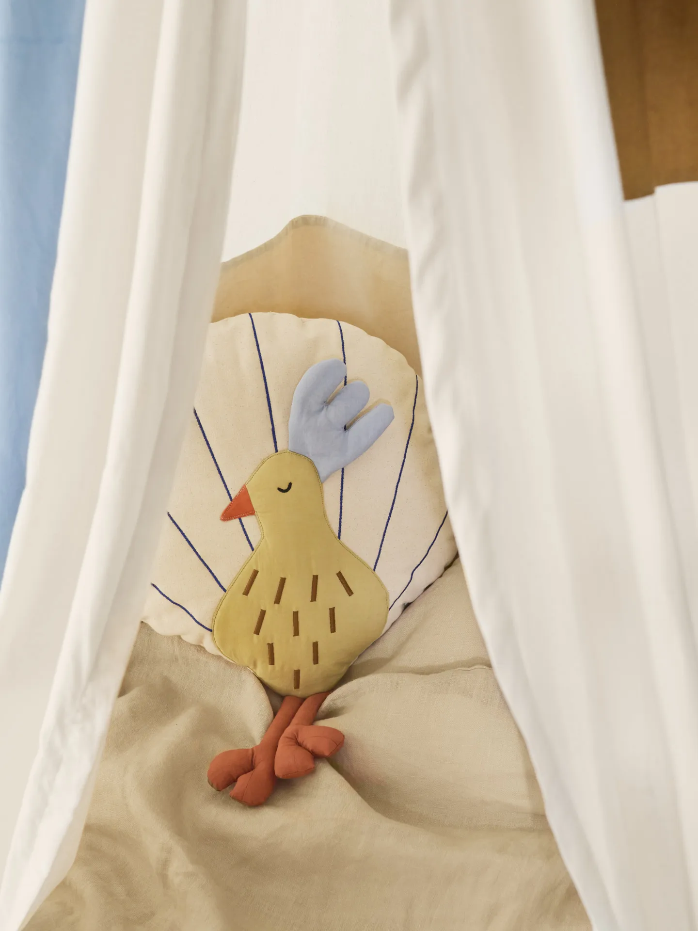 Peacock pude, Silver Fern-undyed Ferm Living