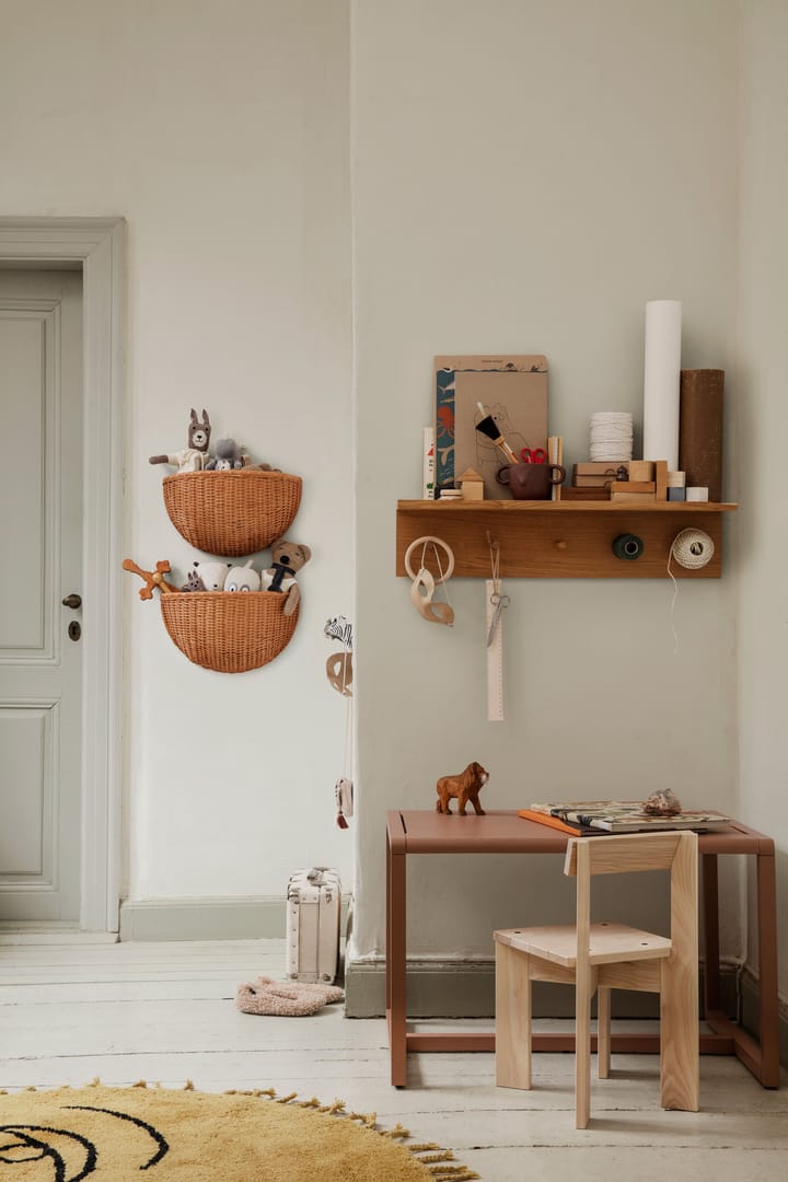 Place Rack knagerække hylde eg, Medium Ferm Living