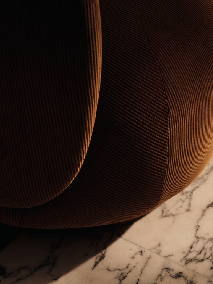 Rico lounge chair lænestol, Devoré velvet-Rust Ferm Living