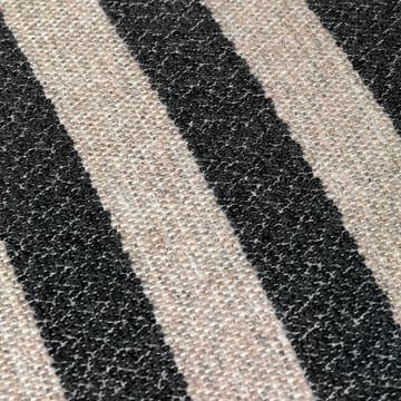 Rico lounge chair lænestol - Louisiana Sand/Black - Ferm Living