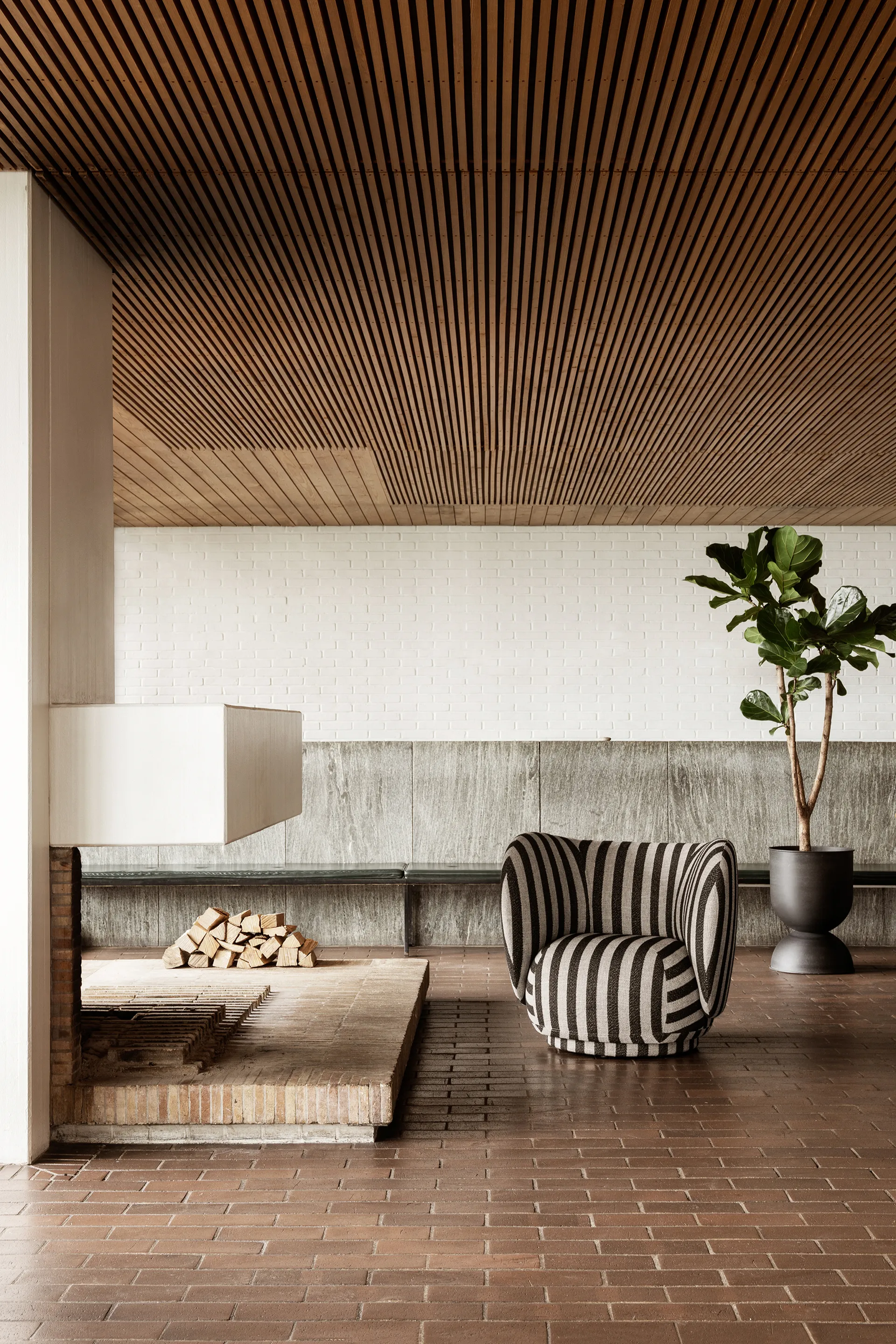 Rico lounge chair lænestol, Louisiana Sand/Black Ferm Living