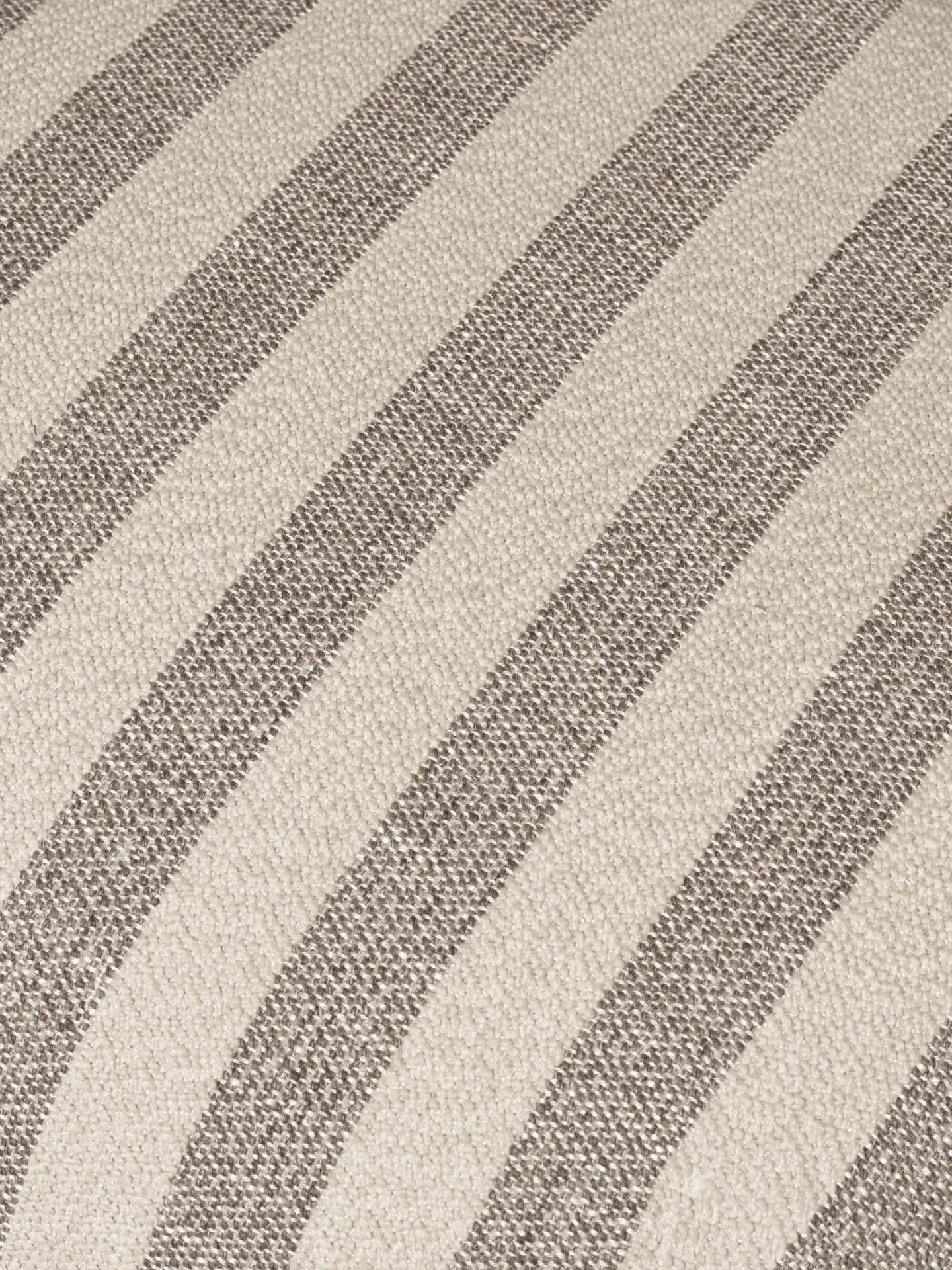 Rico pouf puf, Louisiana, Sand-off-white Ferm Living