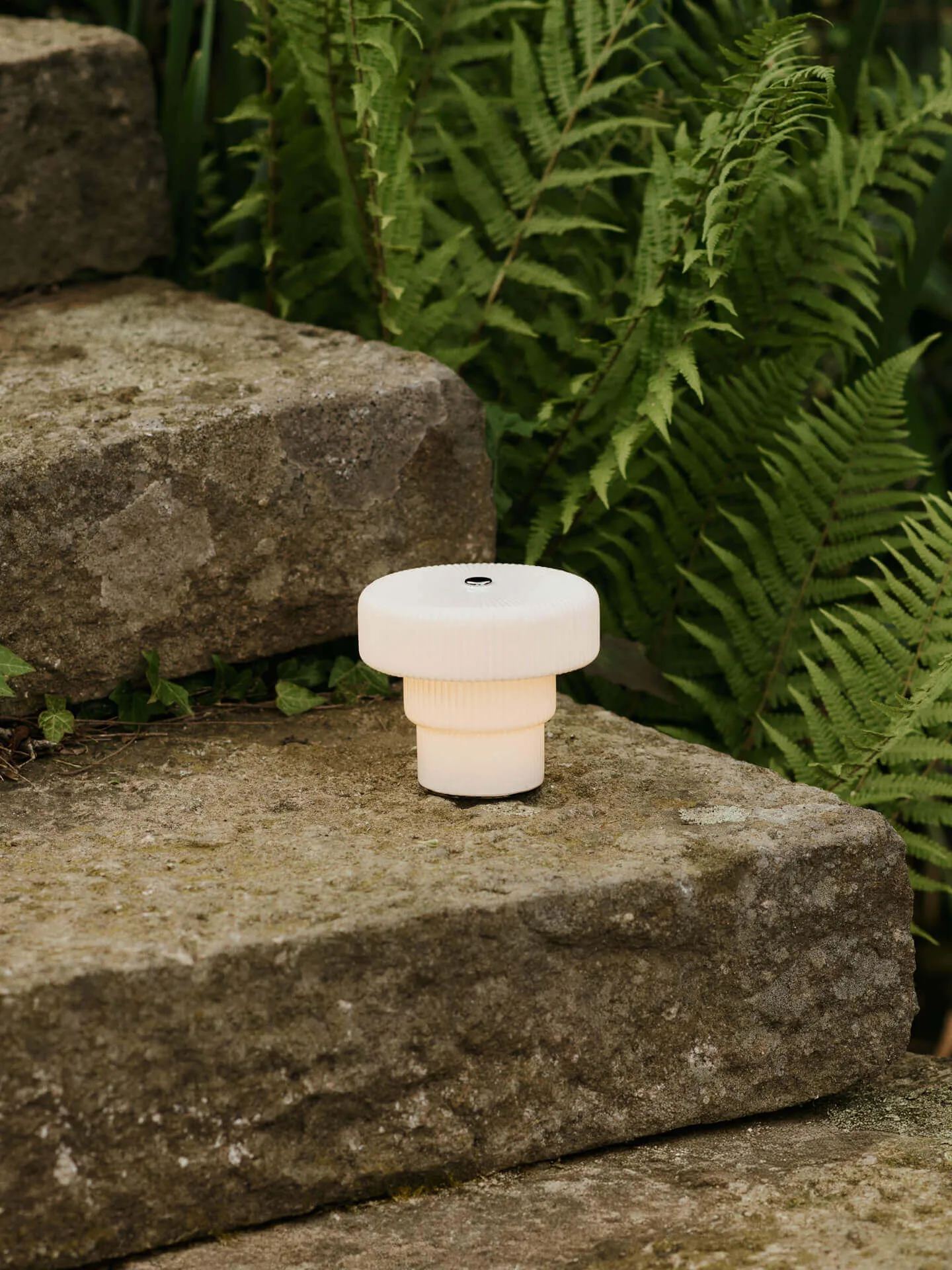 Ripple portable bordlampe, White, 10 cm Ferm Living