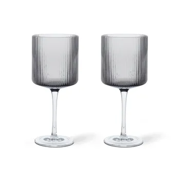 Ripple rødvinsglas 32,5 cl 2-pak - Smoked grey - Ferm Living