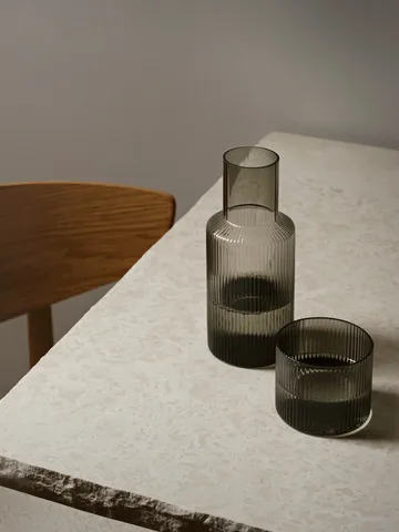 Ripple small karaffelsæt - smoked grey - Ferm Living