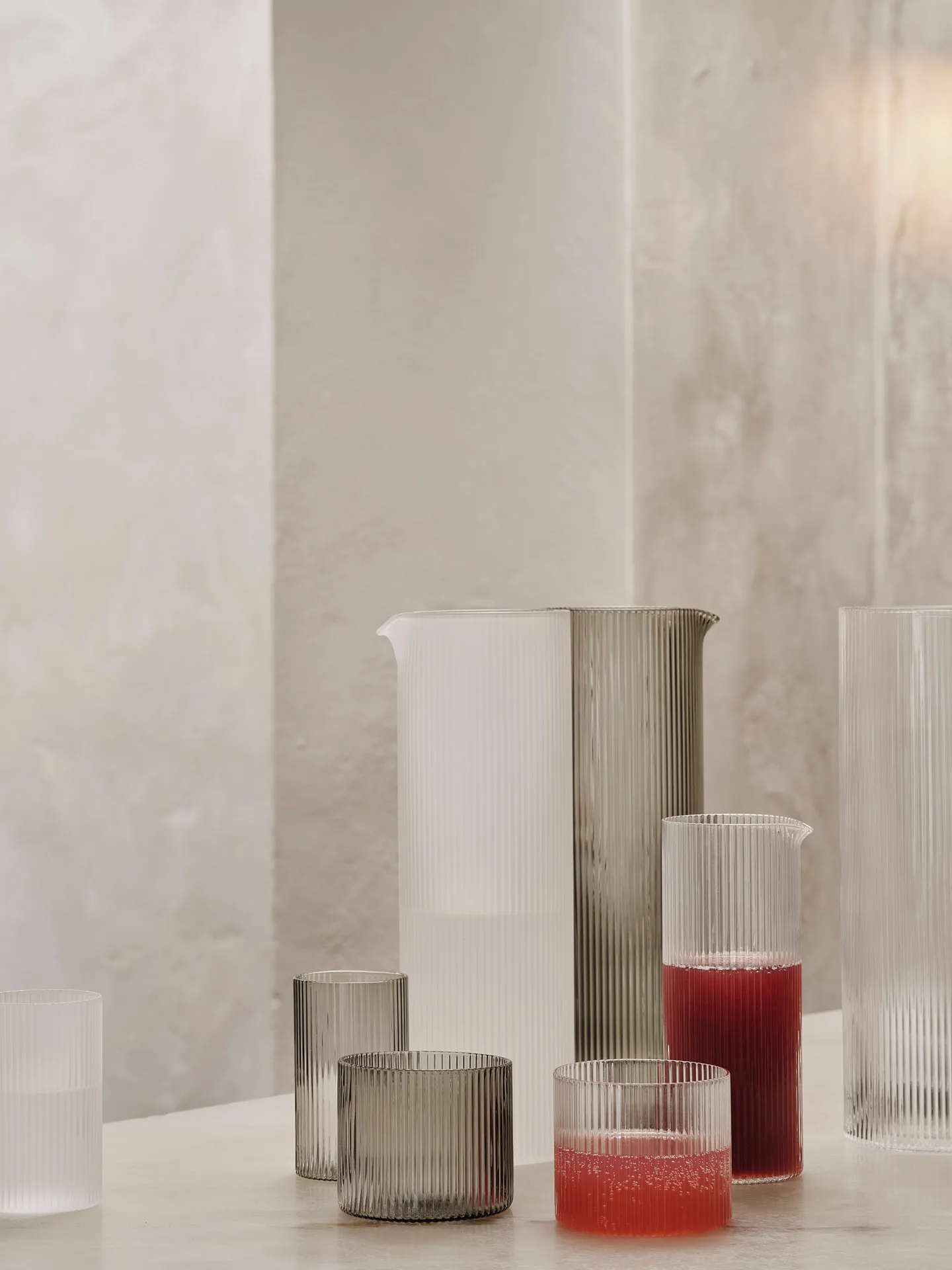 Ripple vandkaraffel 1,12 L, Frosted Ferm Living