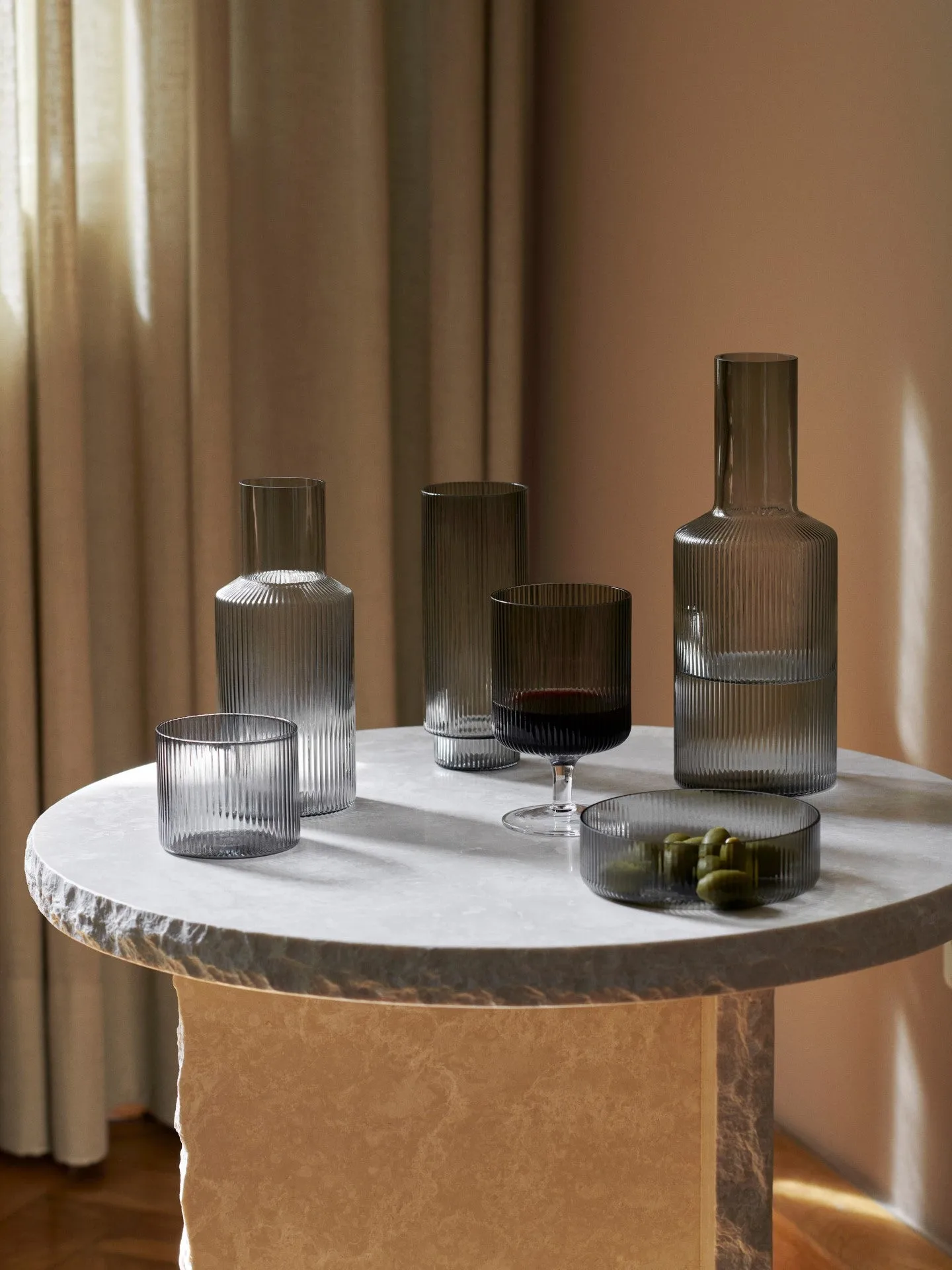 Ripple vinglas 2-pak, Smoked grey Ferm Living