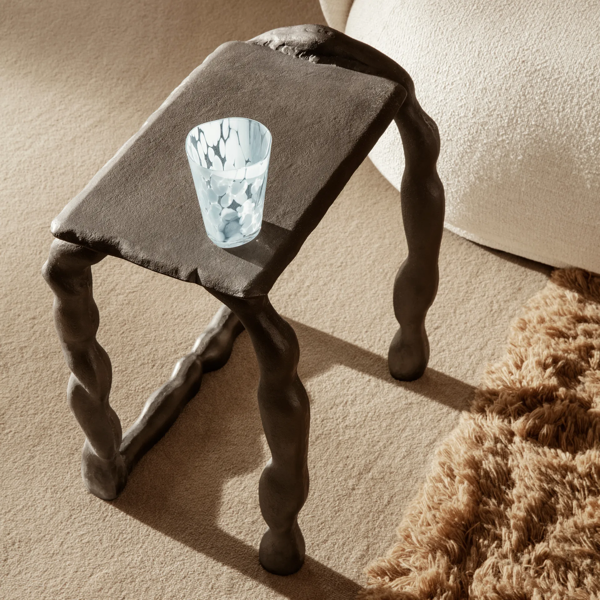 Rotben skulptur, Sort Ferm Living