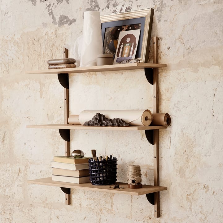 Sector hylde triple wide, Eg/Sort Ferm Living
