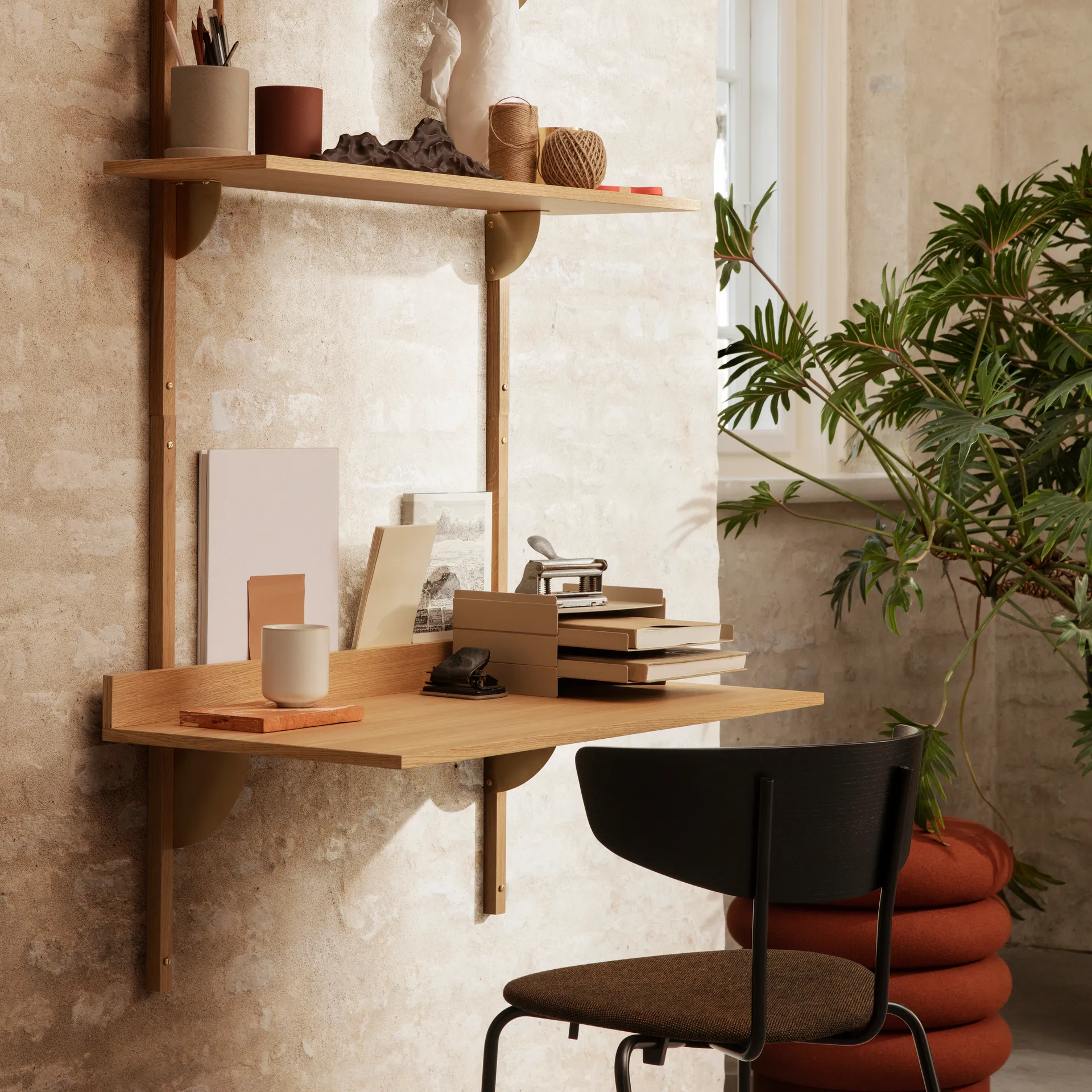 Sector skrivebord, Oak/Brass Ferm Living