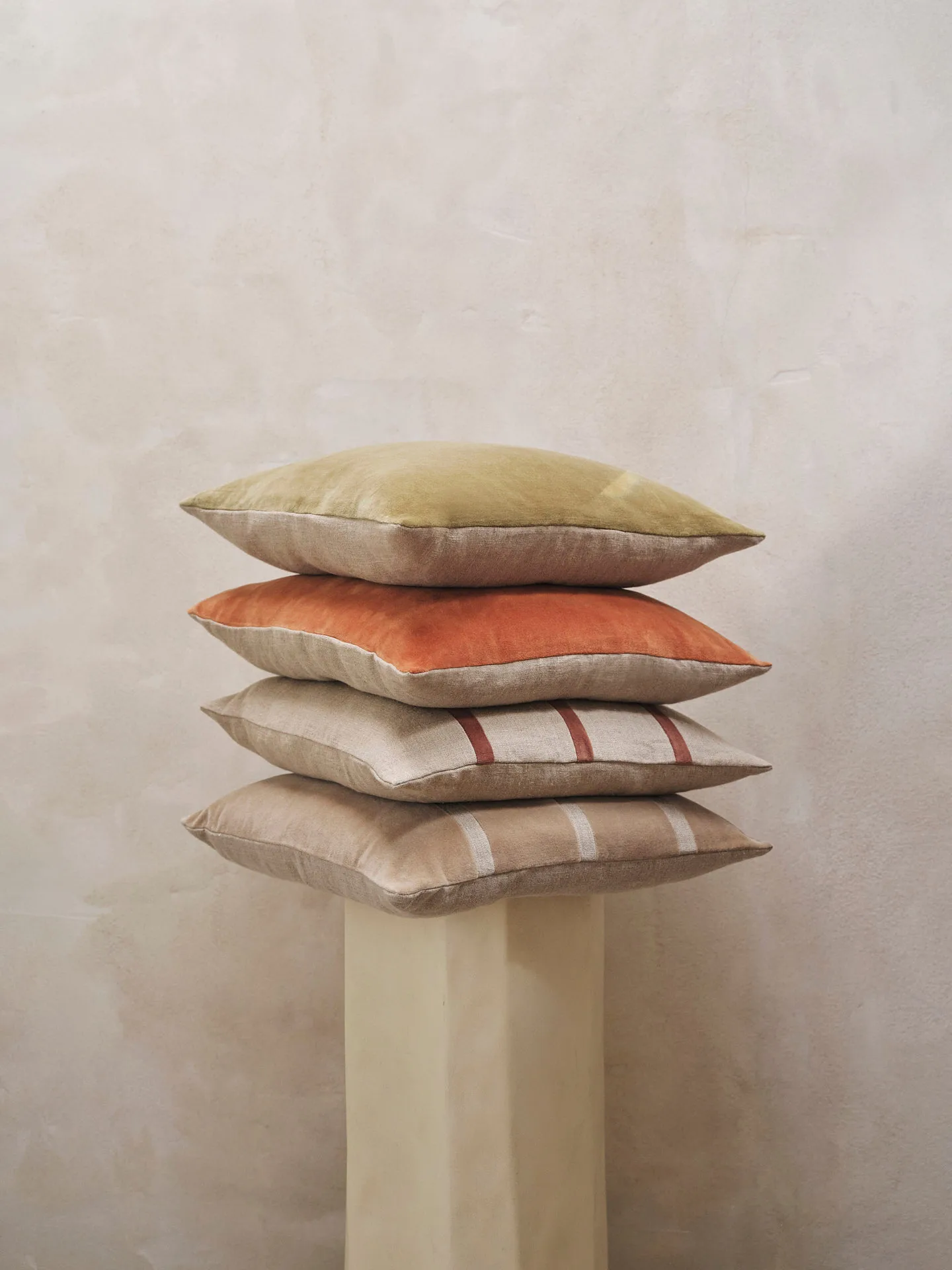 Senti Stripe pude 50x50 cm, Linen-carob brown Ferm Living