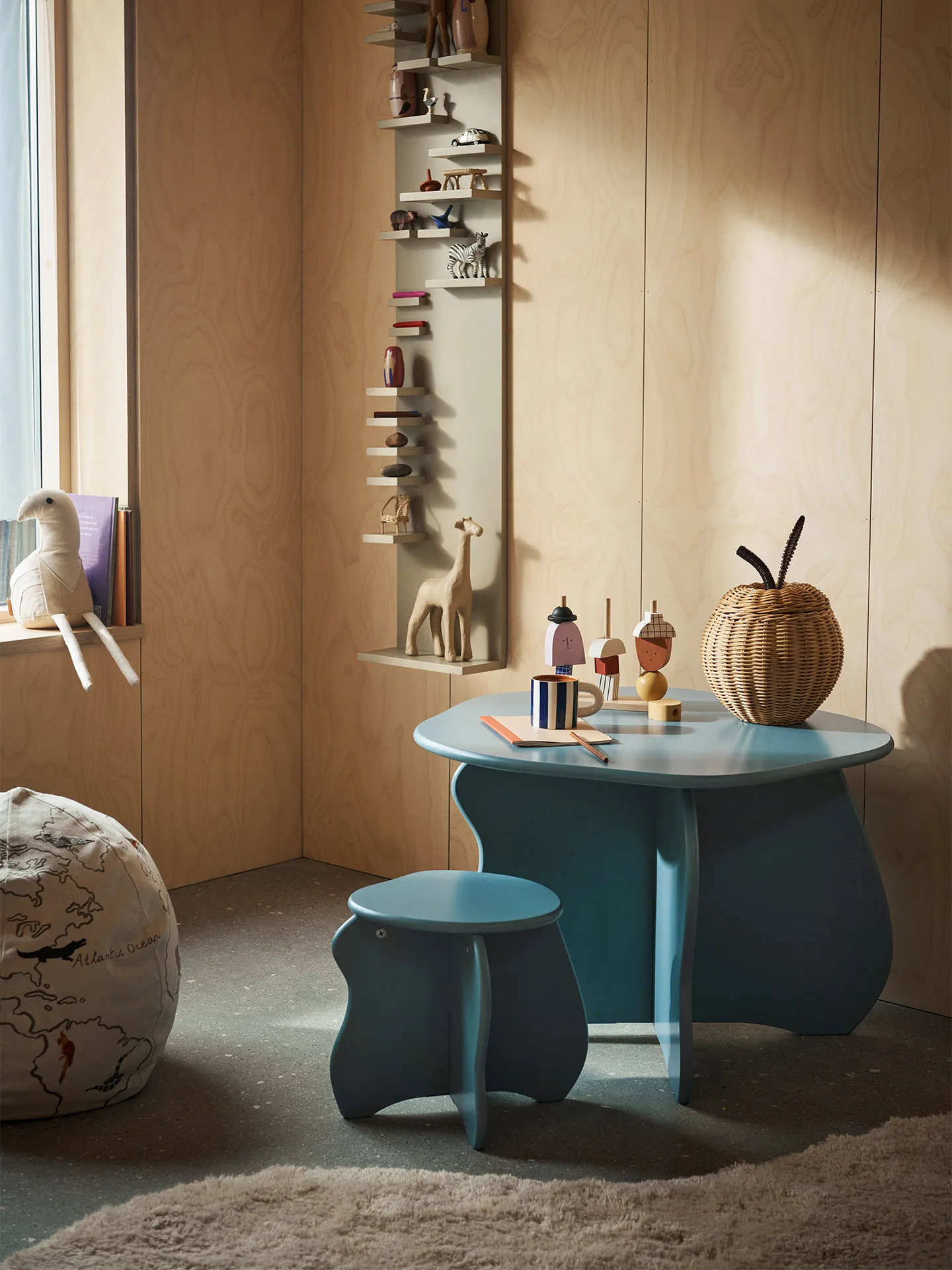 Slope skammel, Storm Ferm Living