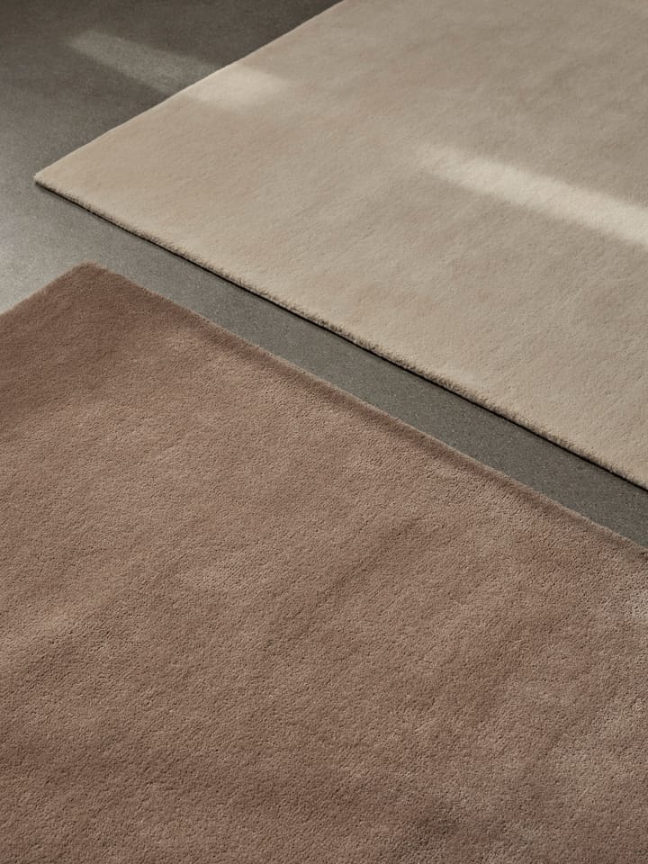 Stille tuftet tæppe, Ash Brown, 140x200 cm Ferm Living