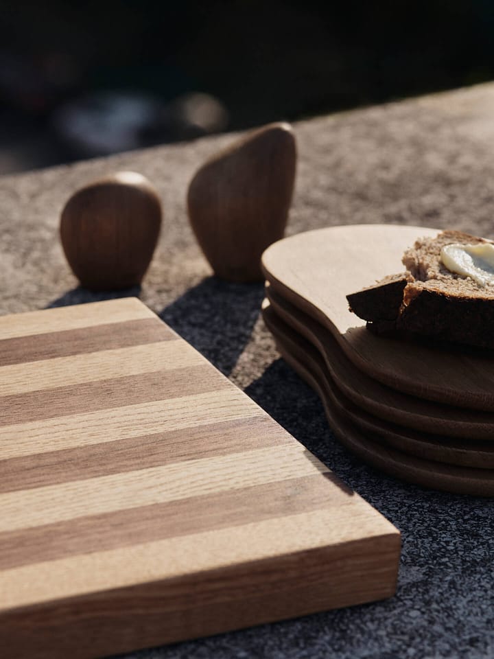 Stribe skærebræt bold 25x36 cm, Walnut-oak Ferm Living