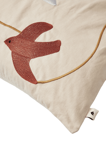 Swif bird broderet pudebetræk 40x60 cm - Multi - Ferm Living
