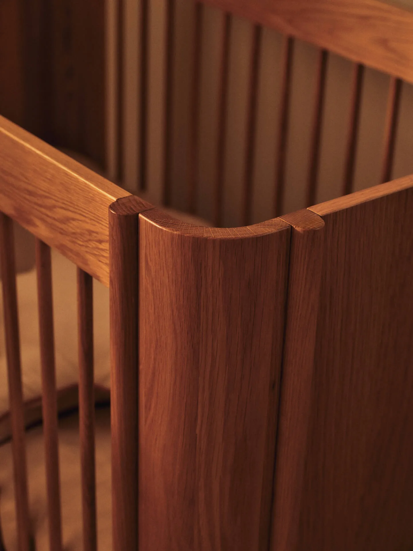 Tilu tremmeseng, Natural oak, 129x68,5x80 cm Ferm Living