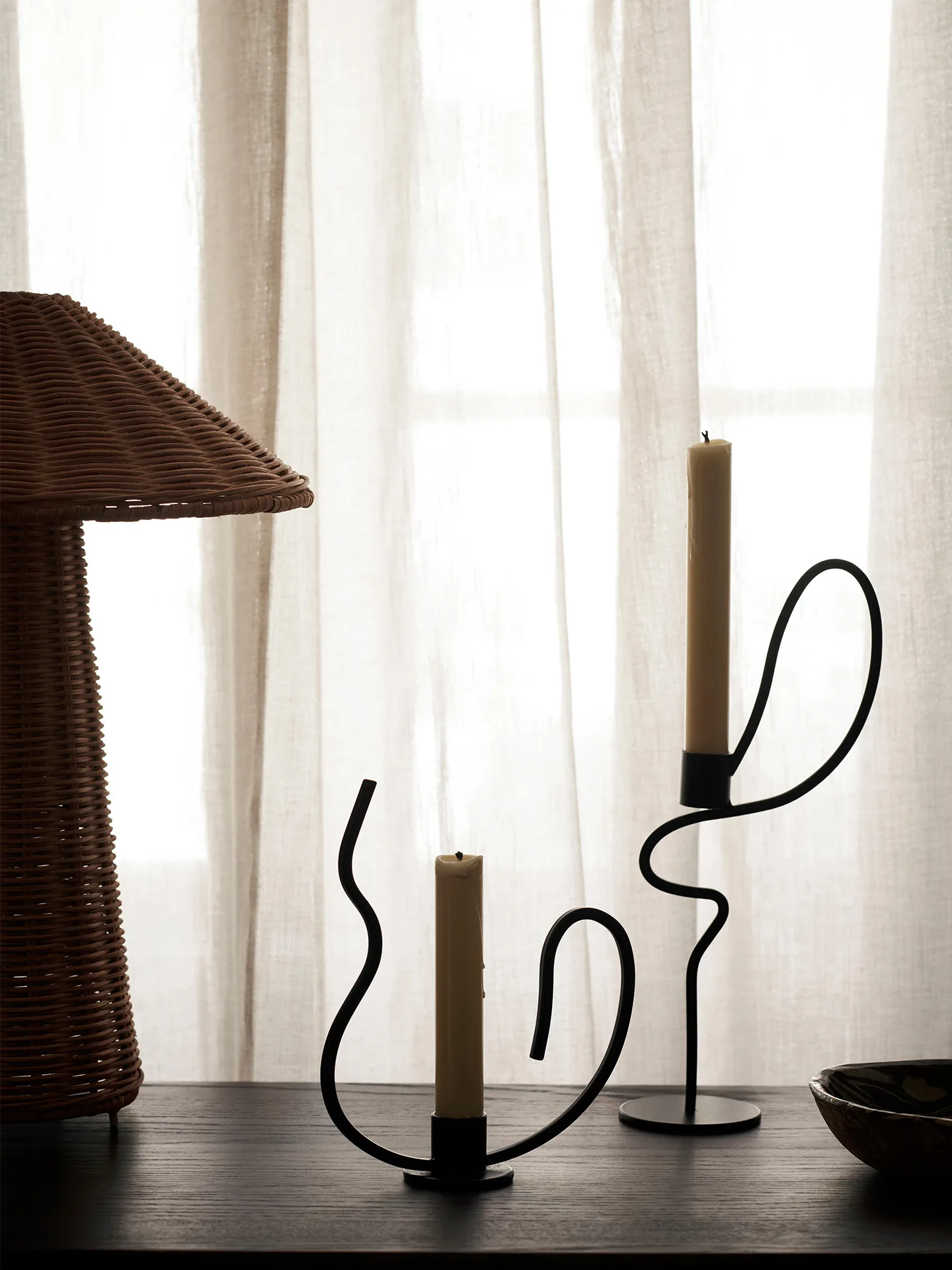 Valse lysestage high, Black Ferm Living