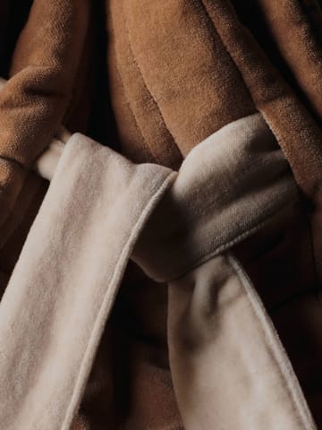 Vari quilted sæk 50x70 cm - Velvet-tan - Ferm Living
